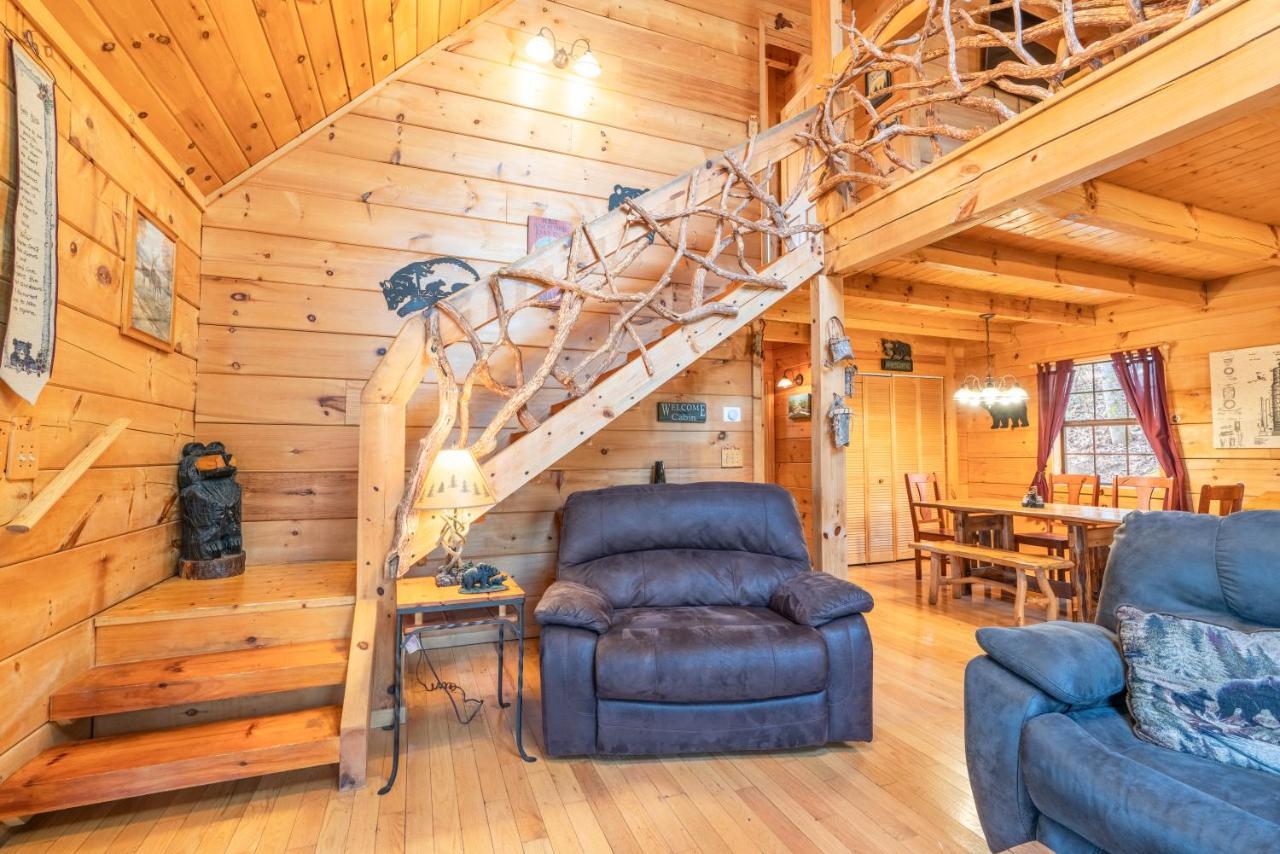Moonshine Ridge Cabin With Hot Tub And Fire Pit Пиджен Фордж Екстериор снимка
