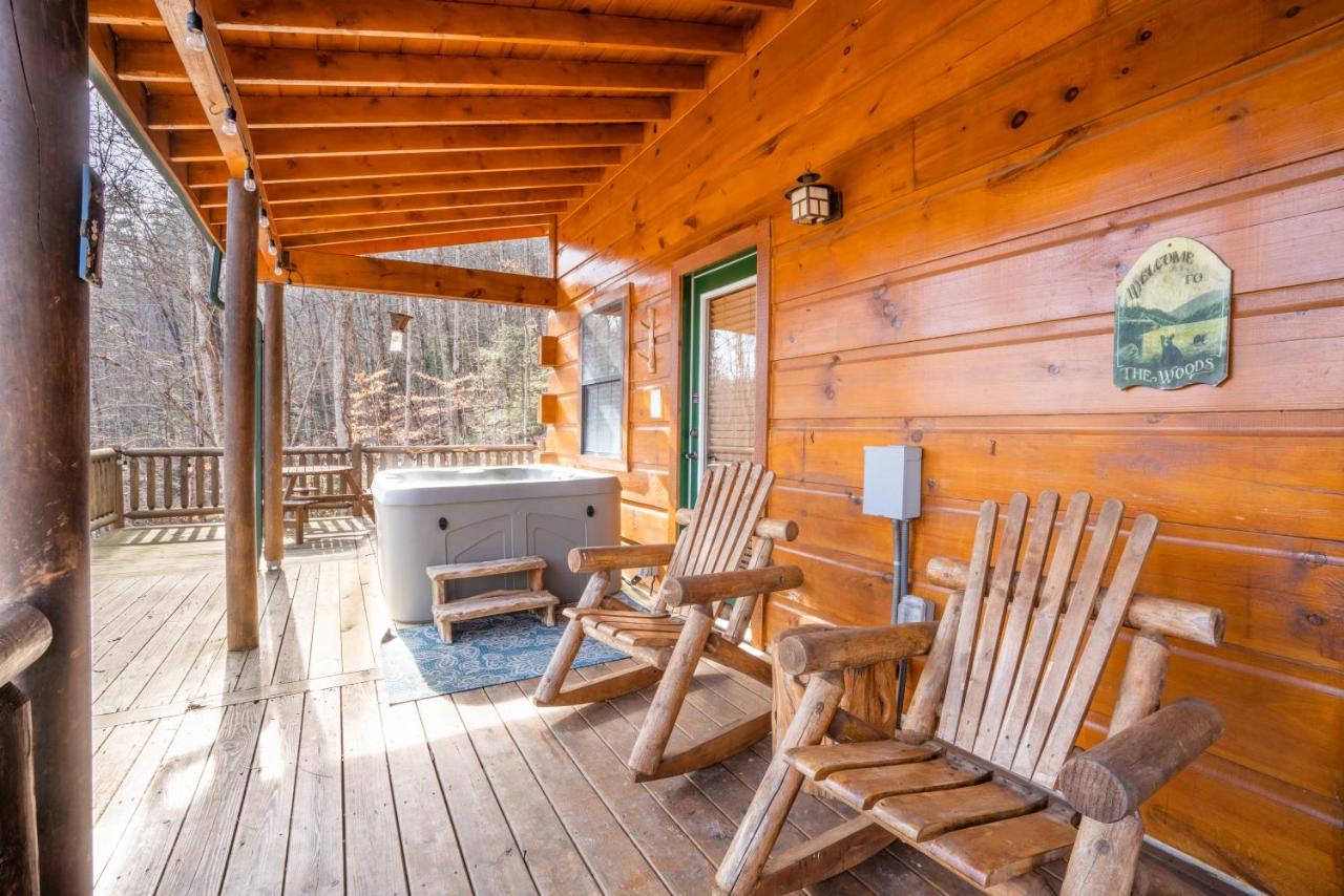 Moonshine Ridge Cabin With Hot Tub And Fire Pit Пиджен Фордж Екстериор снимка